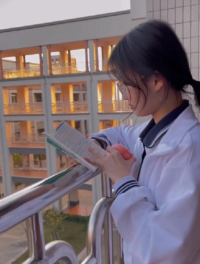 高中生如何运动会_高中生运动会有哪些项目_高中运动生会加分吗