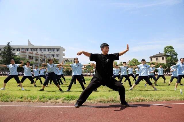 篮球联赛永康冠军是谁_篮球联赛永康冠军是哪一年_永康第三届篮球联赛冠军