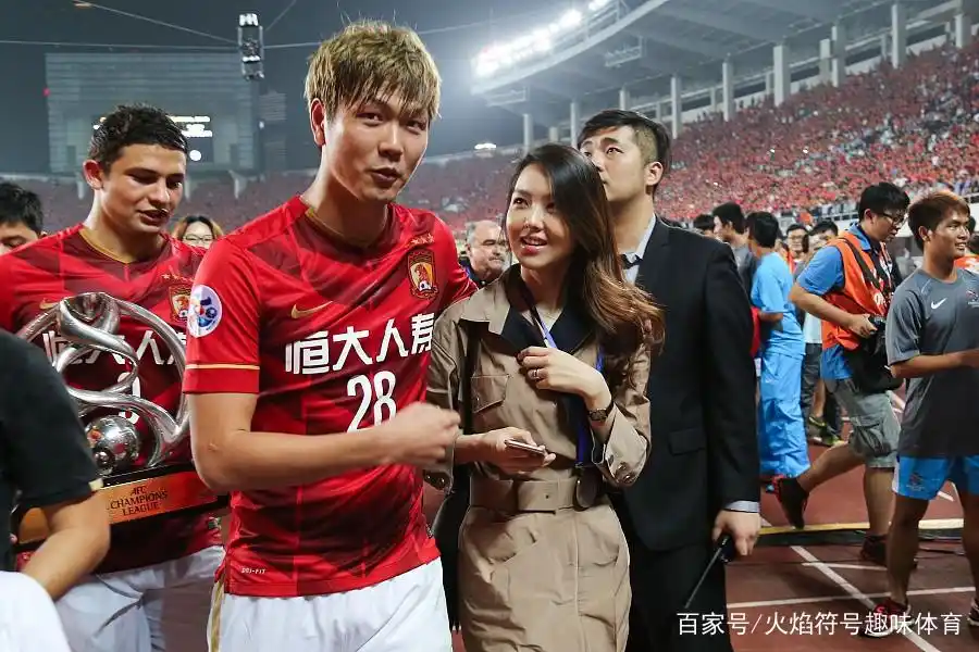 现役足球球员评价历史最佳_现役最佳足球运动员_当今足坛球员实力排名