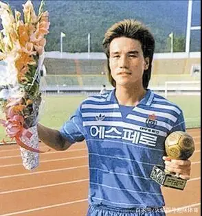 现役足球球员评价历史最佳_当今足坛球员实力排名_现役最佳足球运动员